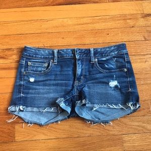 Short jean shorts